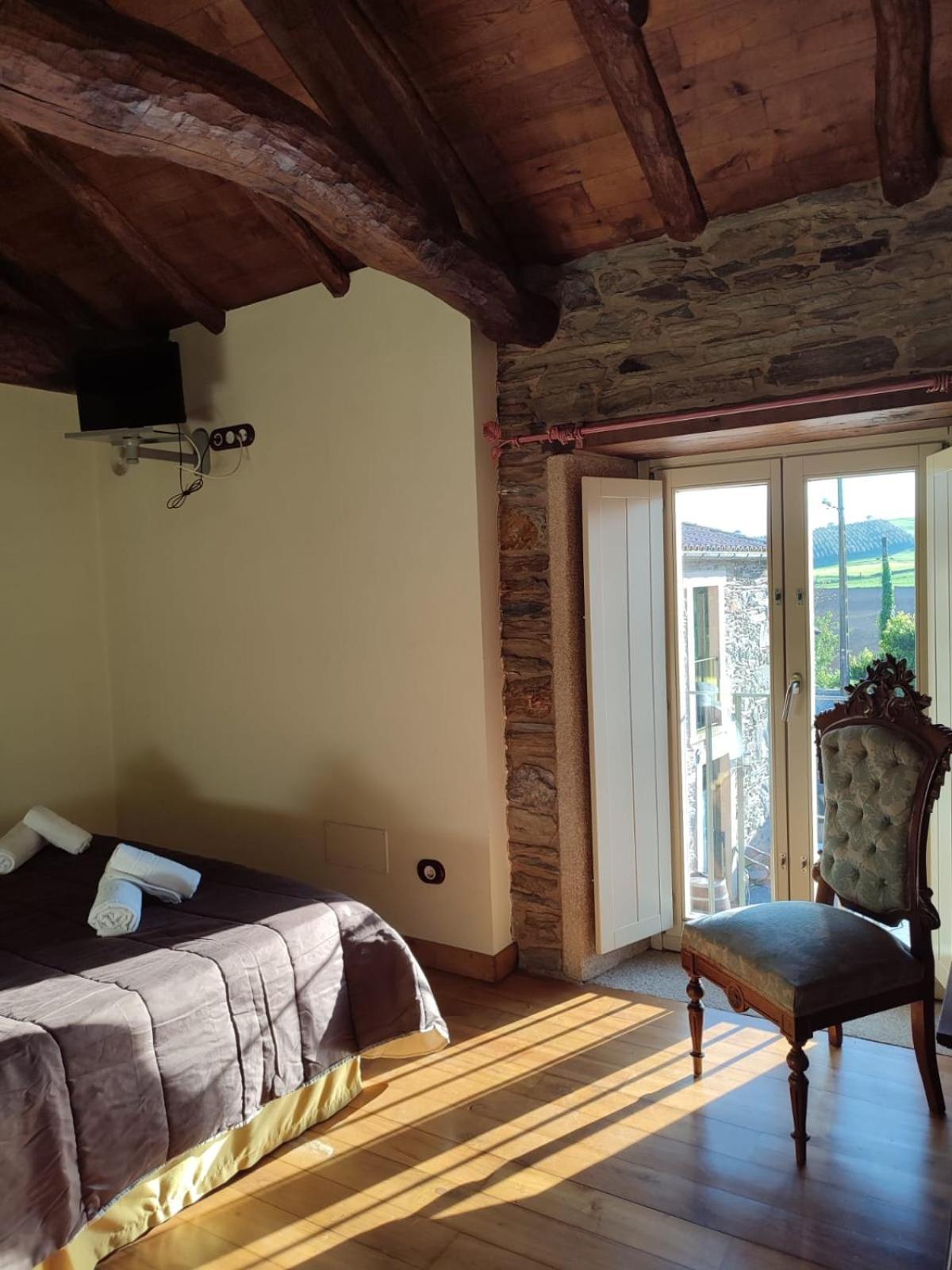 Vila Peregrina-Taxi Gratis Arzúa Dış mekan fotoğraf