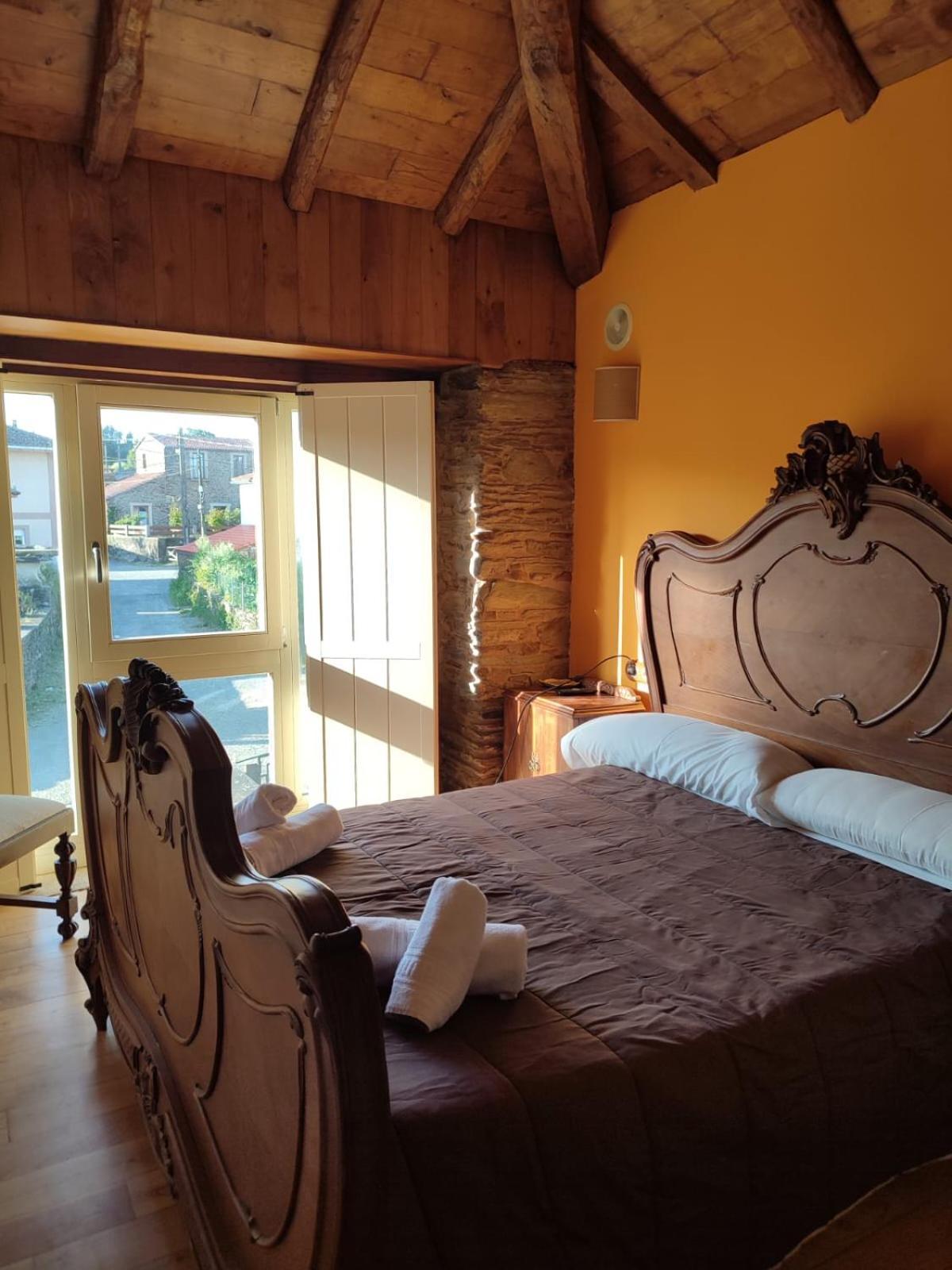 Vila Peregrina-Taxi Gratis Arzúa Dış mekan fotoğraf