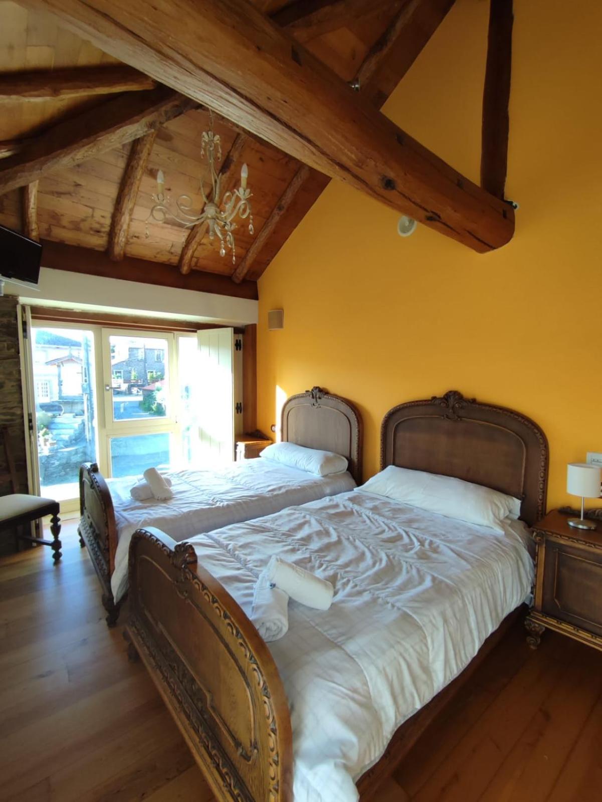 Vila Peregrina-Taxi Gratis Arzúa Dış mekan fotoğraf