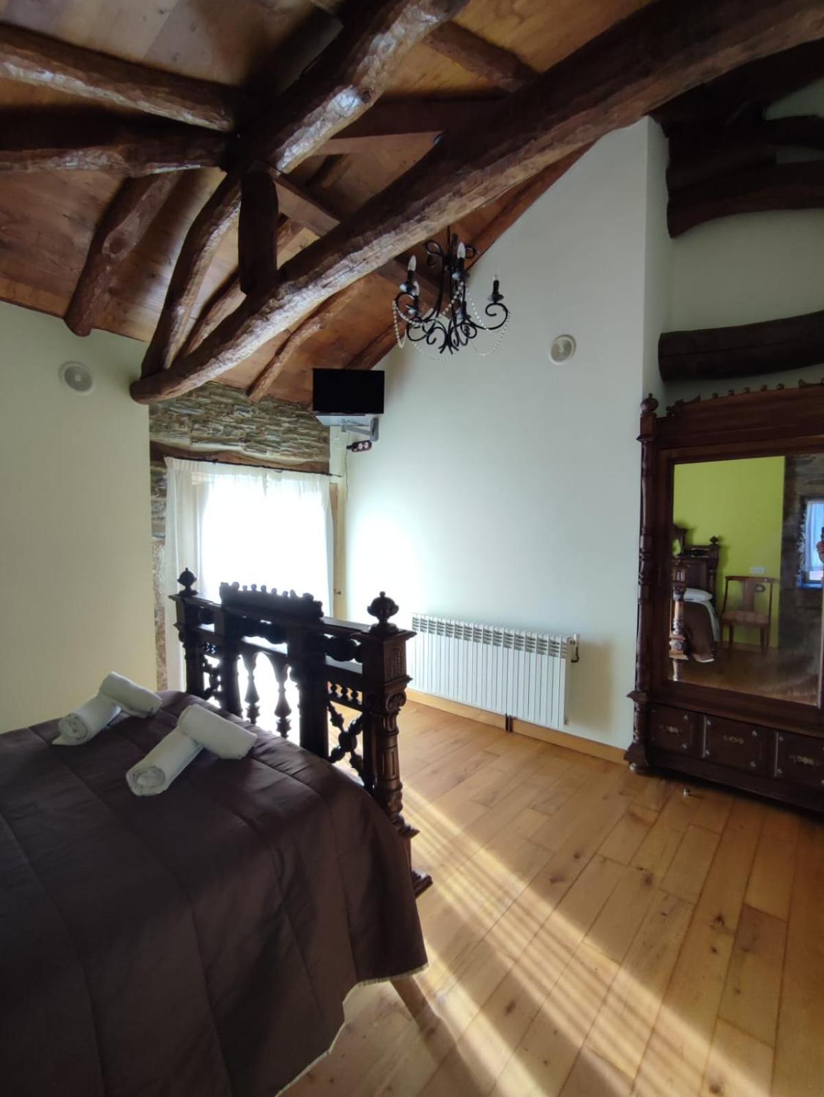 Vila Peregrina-Taxi Gratis Arzúa Dış mekan fotoğraf