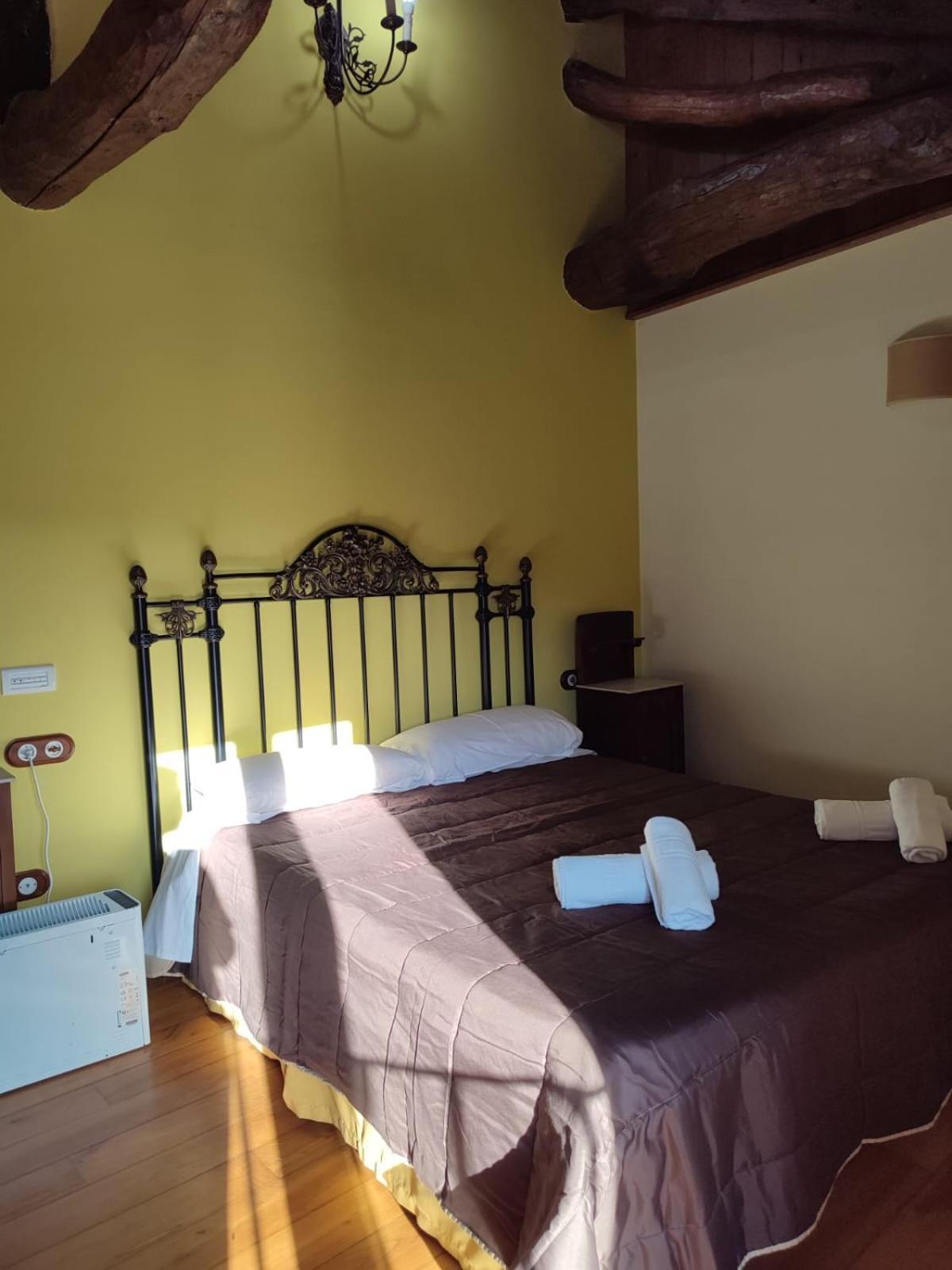 Vila Peregrina-Taxi Gratis Arzúa Dış mekan fotoğraf