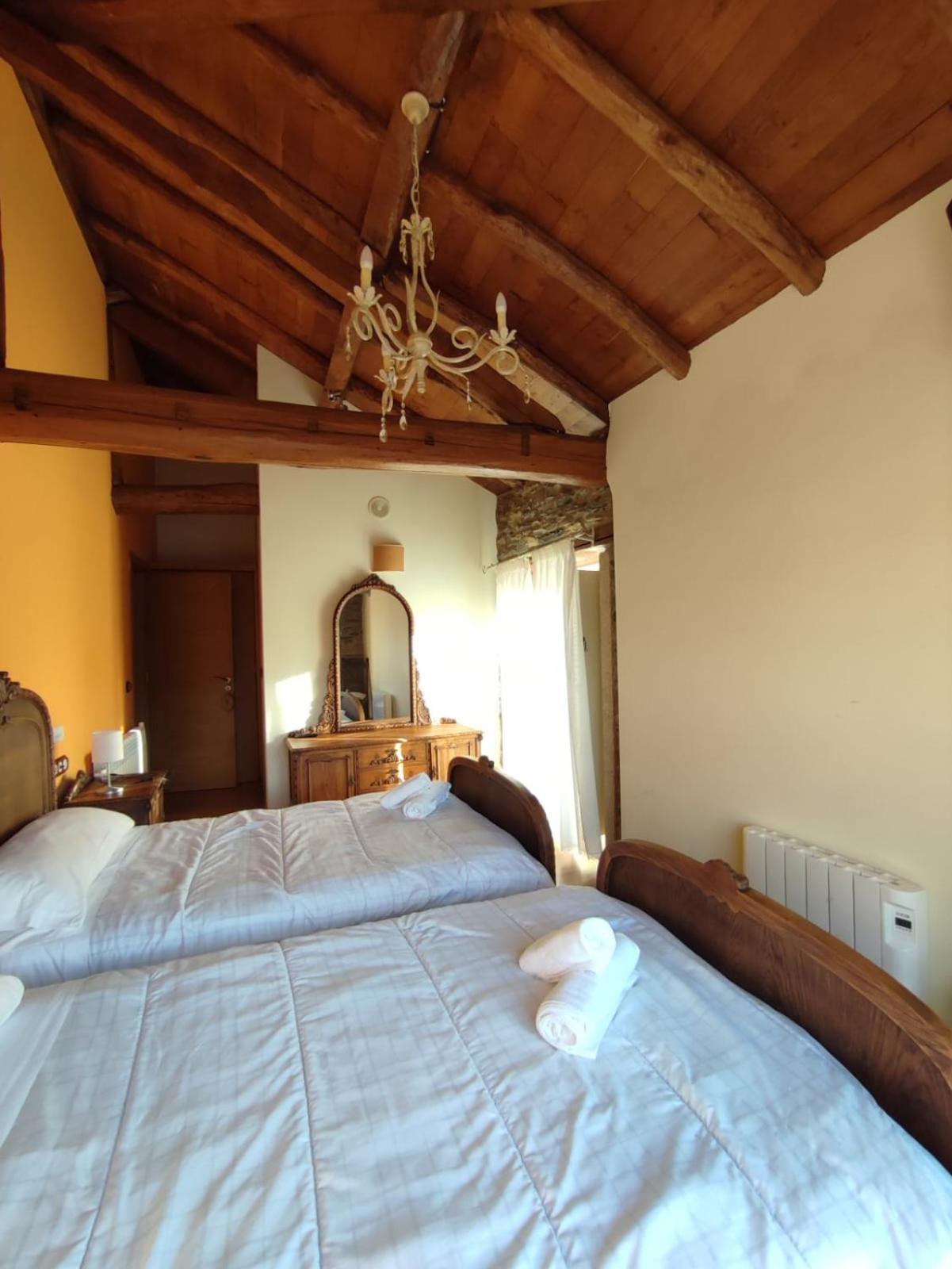 Vila Peregrina-Taxi Gratis Arzúa Dış mekan fotoğraf